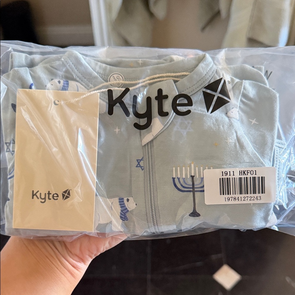 Kyte Baby Hannukah Footie Pajamas NWT